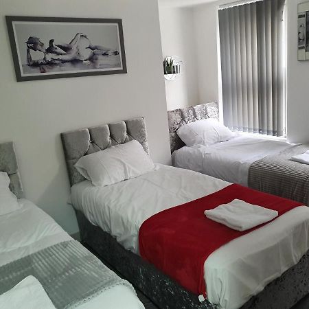 Deluxe Three Bed Suite In Liverpool City Center Kültér fotó